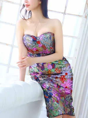 凪沢 麻央