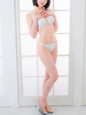 冨沢まゆ