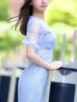 壇 芹那