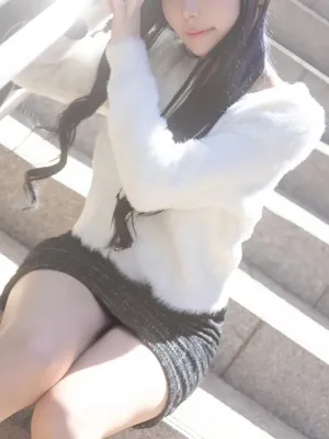 夏目 もえ
