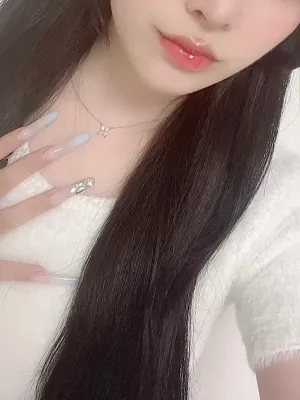 松葉ちひろ
