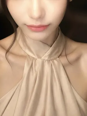 望月 ひなみ