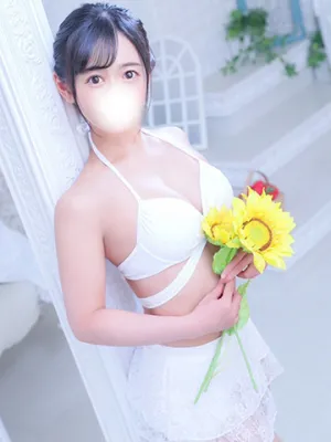 艶めくFカップ美人