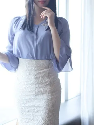 静奈(しずな)