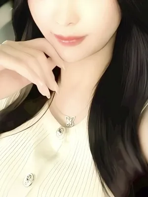 月影 うみな