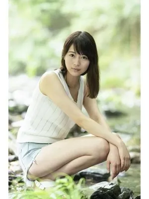 水樹璃子