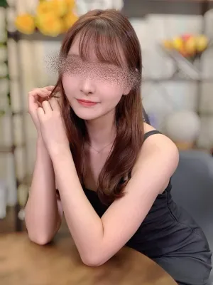 西内 芽衣奈