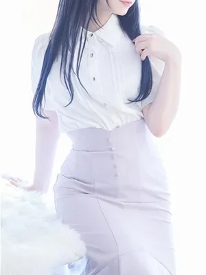 新人・絵名(えな)