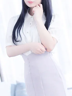 新人・絵名(えな)