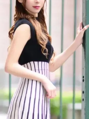 葉月 玲美