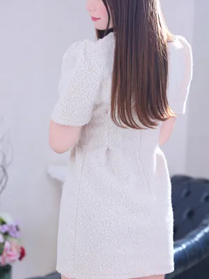 雪川 静奈