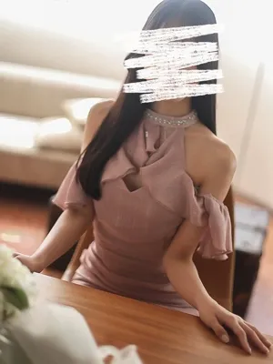 白鳥伶香