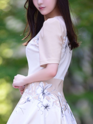 綺乃 芙美香