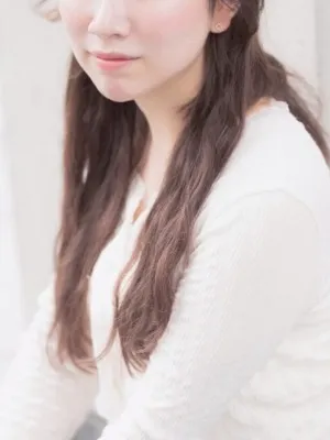 小野 彩葉