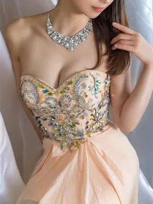 本上 麻莉子