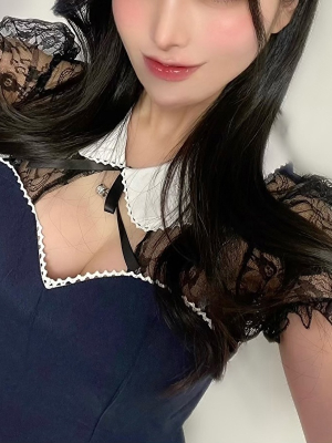桐谷 彩/