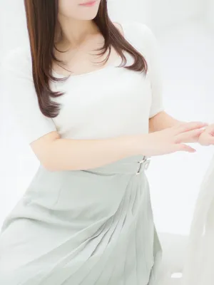 新人・亜依(あい)