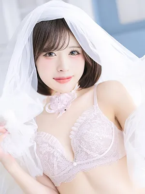 つきこ