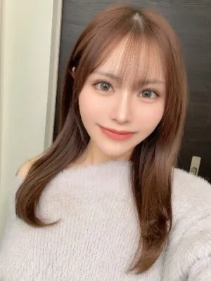 みい