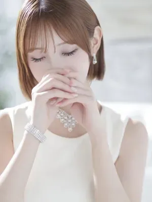 星奈せいら