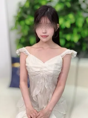 高澤 芹那
