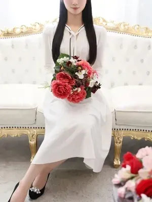 AKO FUJIKAWA