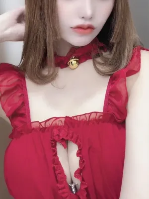 美空 まりな
