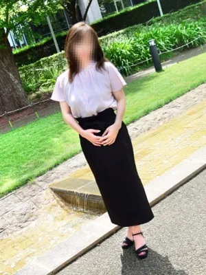 みな