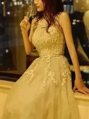 美月 紗英