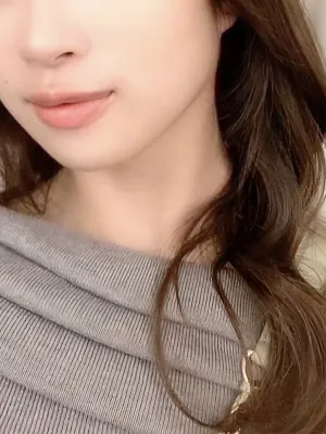 結乃 ななみ