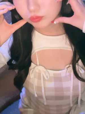 楽元 まゆか