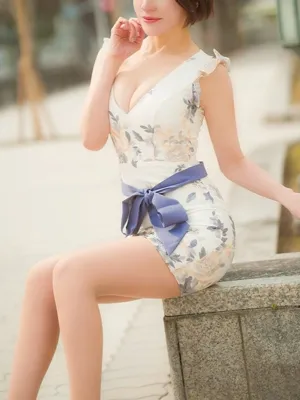 紺野 葵