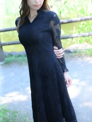 新奈