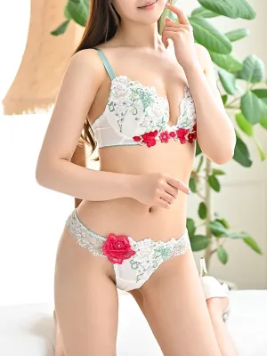 Momona