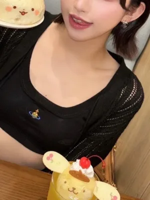 秋元ふゆか