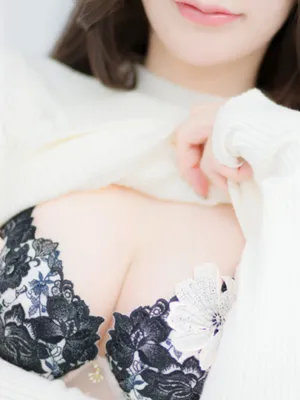 瞳美(ひとみ)