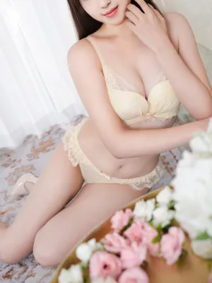 吉本 恵里菜