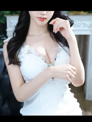 清純高ランク美新人