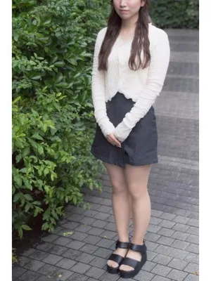小野 彩葉