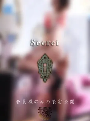 鏡乃 眞子