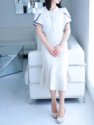 新人・那名(なな)