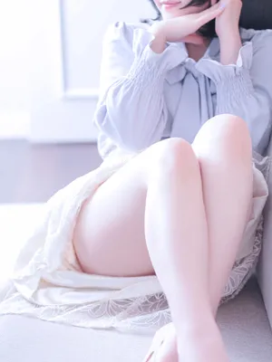新人・純恋(すみれ)