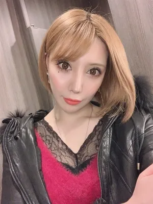 セリナ