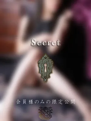 梨野 詩織