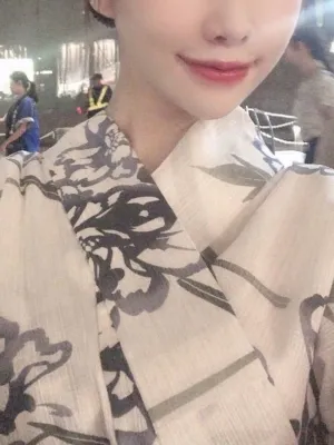 室井真里奈