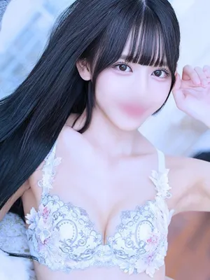 玲於奈(レオナ)