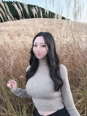 美浦朱希