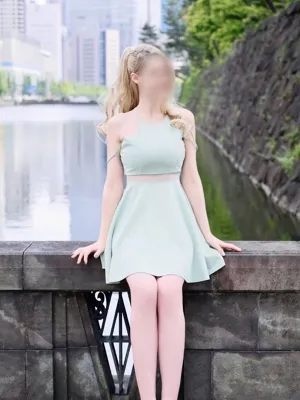 城ヶ崎 エマ