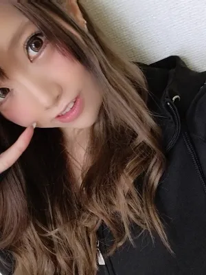 リナ