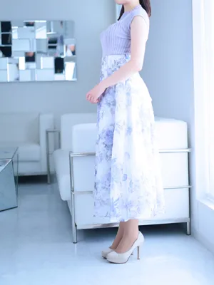 新人・花純(かすみ)